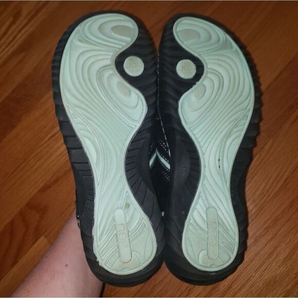 JBU Synergy black Slip-On Flats - Picture 7 of 8